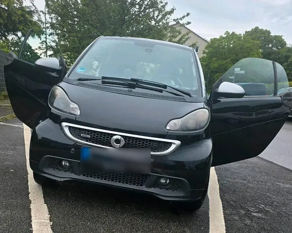 Gebraucht Smart ForTwo Coupé 84 PS (61 kW) 2010 Schwarz Coupé
