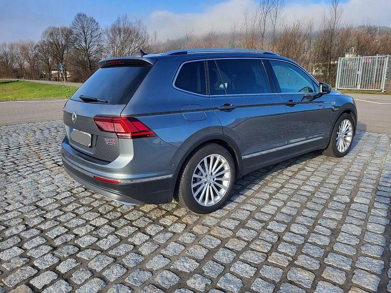 Gebraucht VW Tiguan Allspace 190 PS (139 kW) 2018 Grau SUV