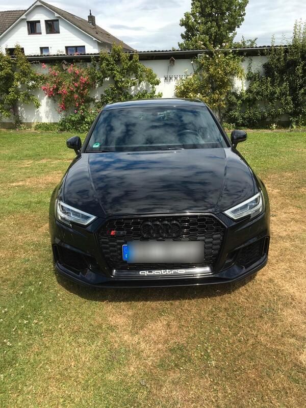 Schwarz Gebraucht 2020 Audi RS3 Kleinwagen | 39.900 € (Guter Preis) - Bild 1/4