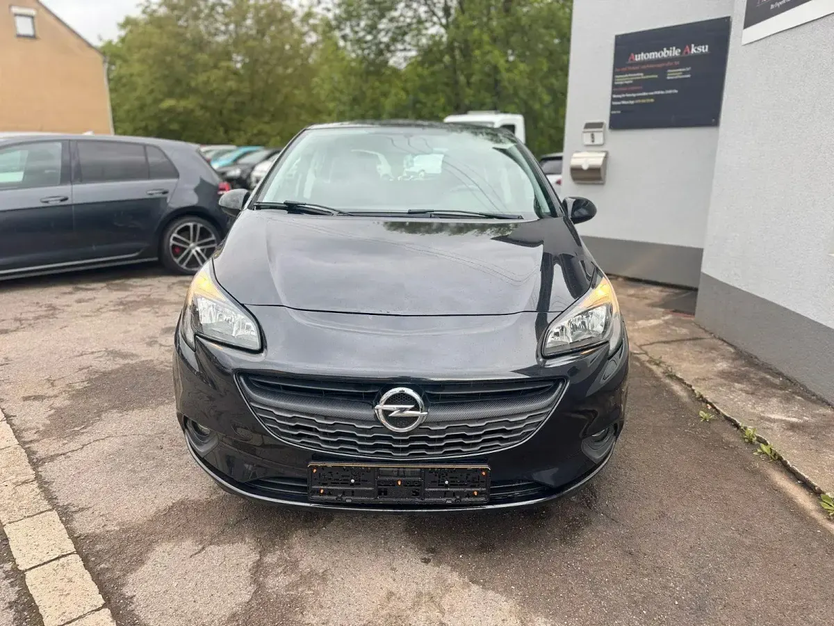 Gebraucht Opel Corsa 69 PS (50 kW) 2017 Schwarz Kleinwagen