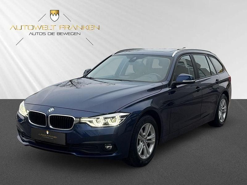 Gebraucht BMW 320 Advantage 190 PS (139 kW) 2018 Blau Kombi