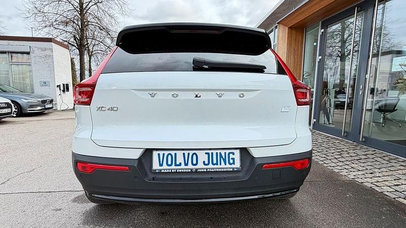 Gebraucht Volvo XC40 Plus 300 kW (408 PS) 2025 Weiß SUV