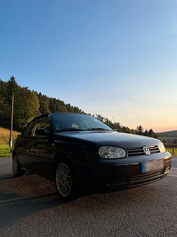 Gebraucht VW Golf Cabriolet 115 PS (84 kW) 2001 Schwarz Cabrio