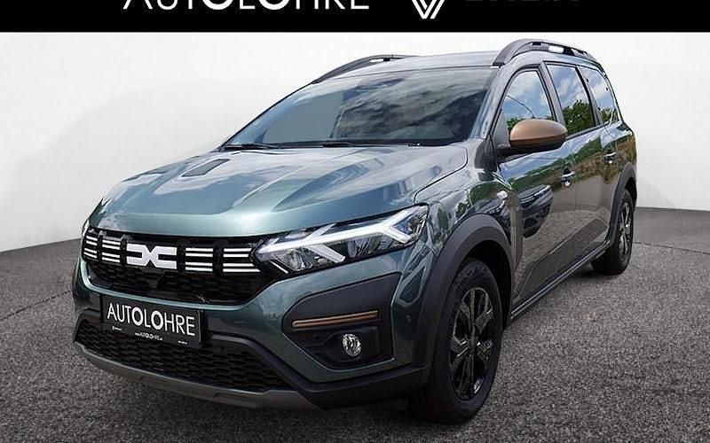 Grün Neu 2025 Dacia Jogger Extreme Kombi | 29.080 € (Etwas zu teuer) - Bild 1/4