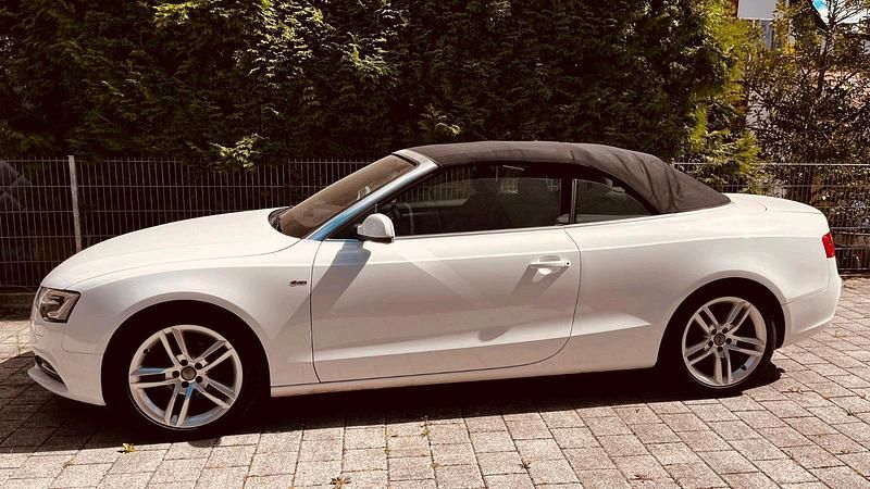 Weiß Gebraucht 2012 Audi A5 Cabriolet S-Line Cabrio | 16.499 € (Guter Preis) - Bild 1/4