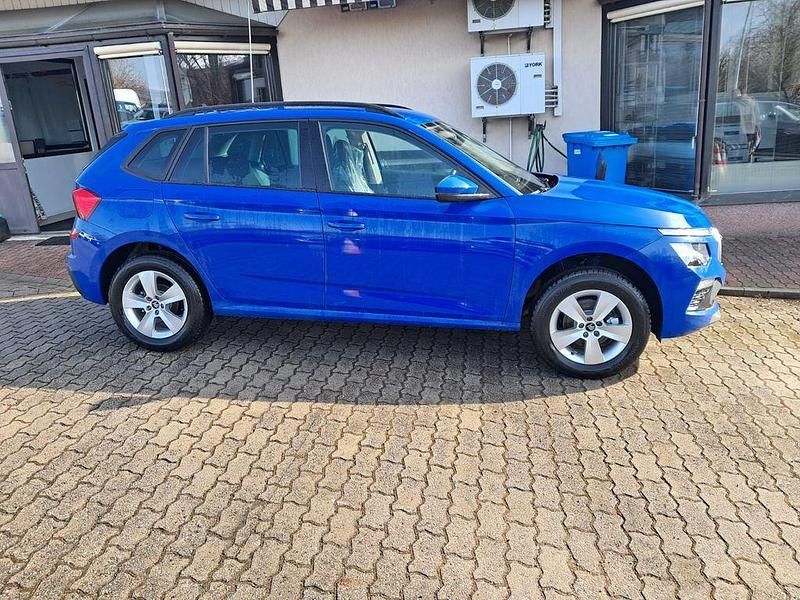 Neu Skoda Kamiq 95 PS (69 kW) 2026 Blau SUV