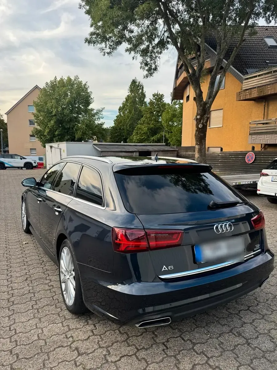 Gebraucht Audi A6 Comfort 272 PS (200 kW) 2017 Schwarz Kombi
