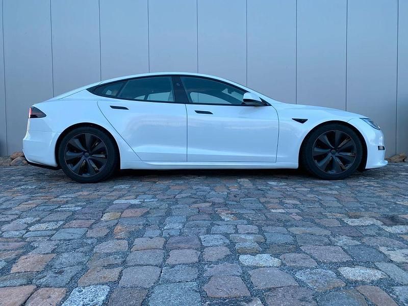 Gebraucht Tesla Model S 492 kW (670 PS) 2023 Weiß Kleinwagen