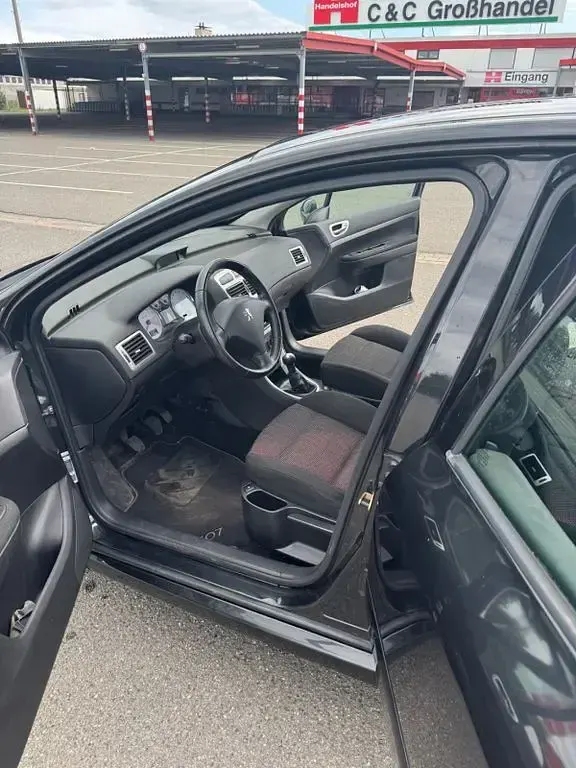 Gebraucht Peugeot 307 109 PS (80 kW) 2004 Schwarz Limousine