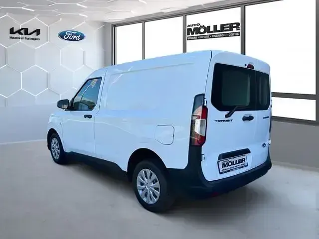 Neu Ford Transit Courier Trend 101 PS (74 kW) 2025 Weiß Van