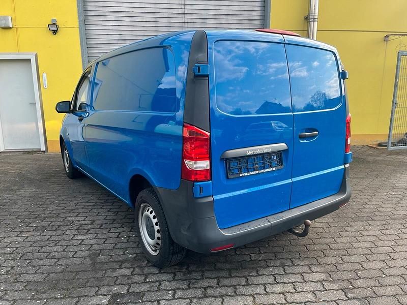Gebraucht Mercedes Vito 88 PS (64 kW) 2016 Blau Van