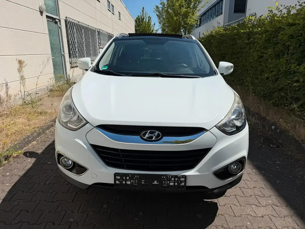 Gebraucht Hyundai ix35 163 PS (119 kW) 2010 Weiß SUV