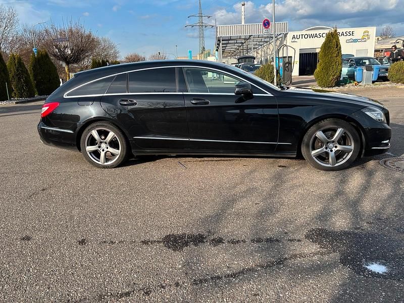 Gebraucht Mercedes CLS250 190 PS (139 kW) 2012 Schwarz Kombi