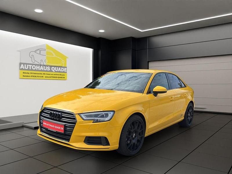 Vegasgelb Gebraucht 2018 Audi A3 Sport Limousine | 22.999 € (Teuer) - Bild 1/4
