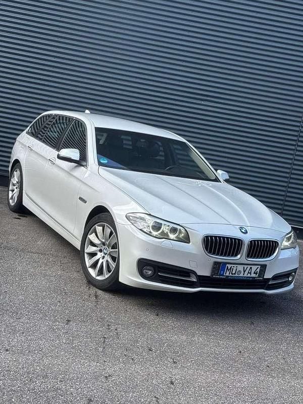 Gebraucht BMW 530 Comfort Edition 258 PS (189 kW) 2014 Weiß Kombi