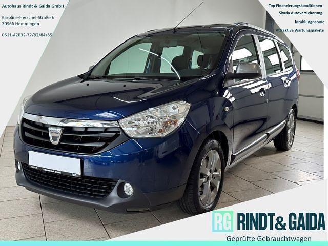 Blau Gebraucht 2016 Dacia Lodgy Celebration Van / Kleinbus | 9.399 € (Etwas zu teuer) - Bild 1/4