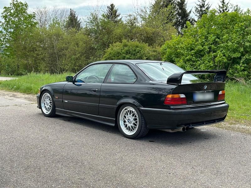 Gebraucht BMW 325 192 PS (141 kW) 1994 Schwarz Coupé