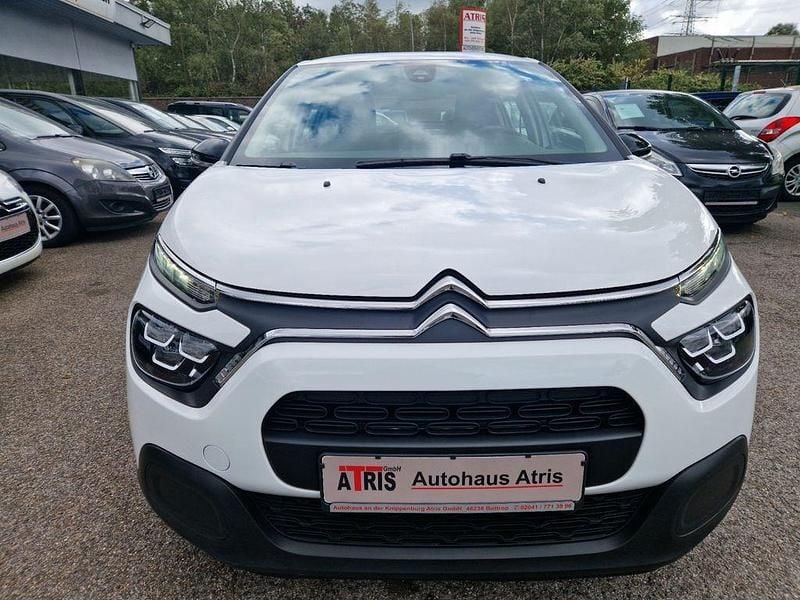 Weiß Gebraucht 2021 Citroën C3 Feel Kleinwagen | 8.400 € (Superpreis) - Bild 1/4