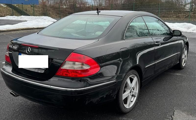 Gebraucht Mercedes CLK350 Avantgarde 272 PS (200 kW) 2007 Schwarz Coupé