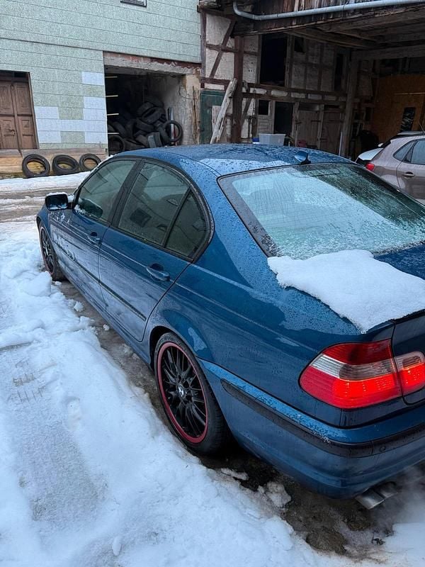 Gebraucht BMW 330 M Sport 231 PS (169 kW) 2001 Blau Limousine