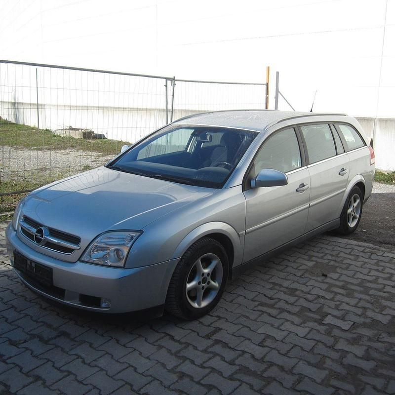 Silber Gebraucht 2004 Opel Vectra Elegance Kombi | 1.600 € (Fairer Preis) - Bild 1/4