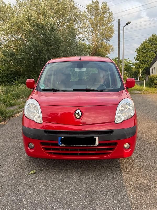 Rot Gebraucht 2011 Renault Kangoo Van / Kleinbus | 6.500 € (Etwas zu teuer) - Bild 1/4