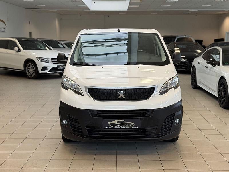 Gebraucht Peugeot Expert 120 PS (88 kW) 2020 Weiß Van