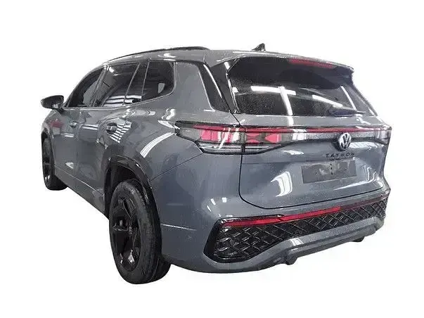 Gebraucht VW Tayron R-line 193 PS (141 kW) 2025 Grau SUV