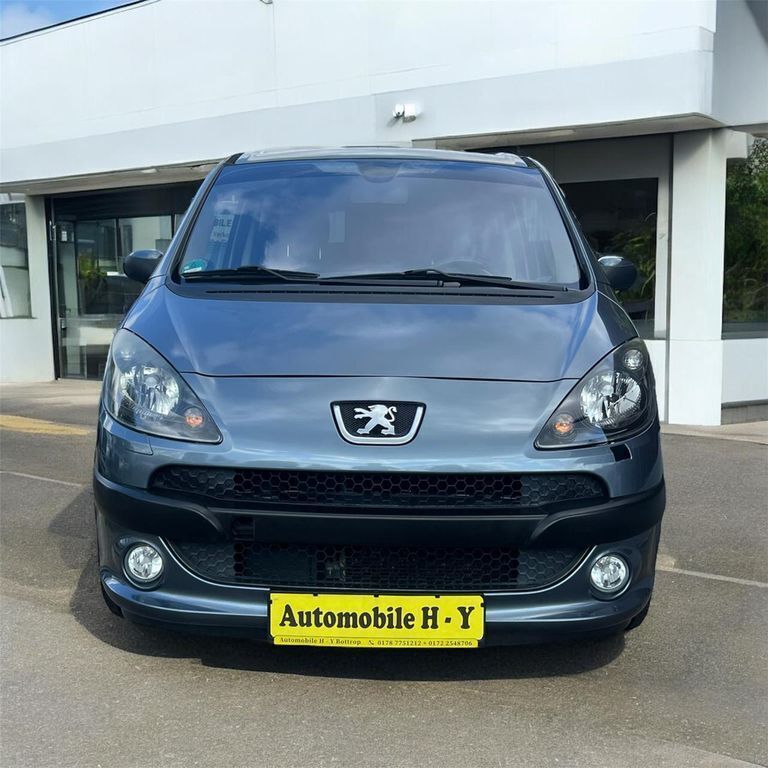 Grau Gebraucht 2007 Peugeot 1007 Kleinwagen | 3.499 € (Fairer Preis) - Bild 1/4