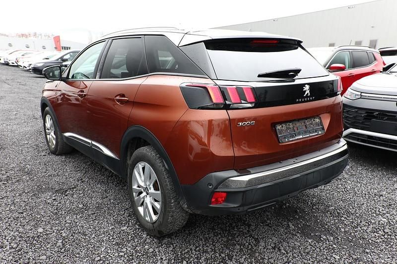 Gebraucht Peugeot 3008 Crossway 131 PS (96 kW) 2020 Cuprite metallic / perla nera sc SUV