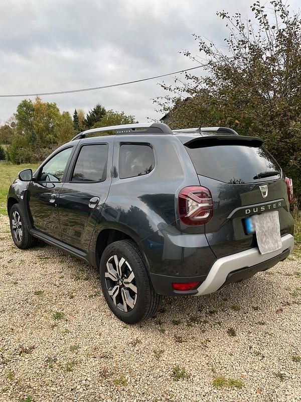 Gebraucht Dacia Duster Prestige 150 PS (110 kW) 2021 Grau SUV