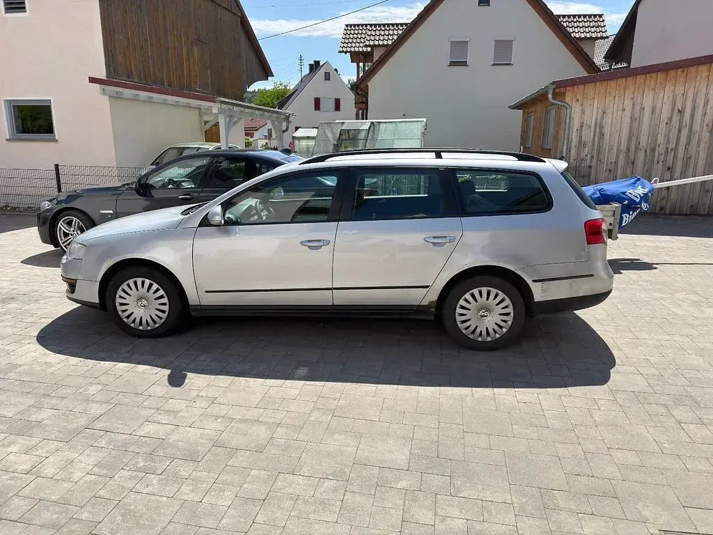 Gebraucht VW Passat Trendline 140 PS (102 kW) 2008 Grau Kombi