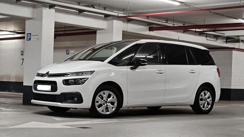 Weiß Gebraucht 2022 Citroën C4 SpaceTourer Van / Kleinbus | 15.500 € (Fairer Preis) - Bild 1/4