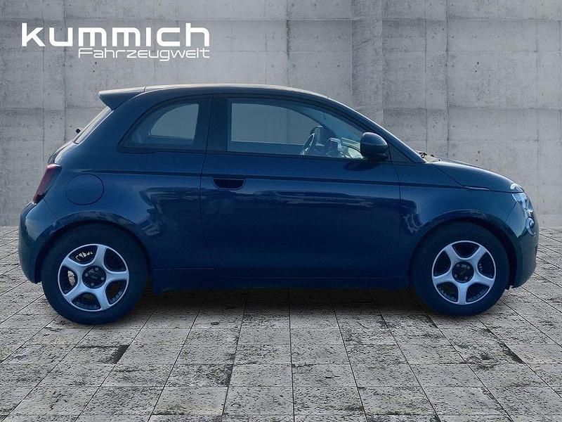 Gebraucht Fiat 500e Action 69 kW (95 PS) 2022 Ozean grün (grün) Limousine