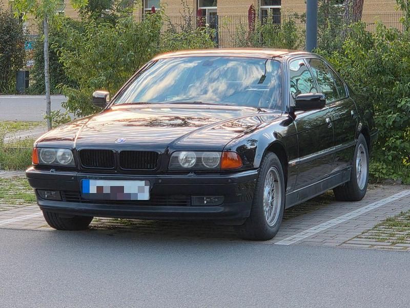 Schwarz Gebraucht 1998 BMW 728 Sport Line Limousine | 6.890 € (Etwas zu teuer) - Bild 1/4