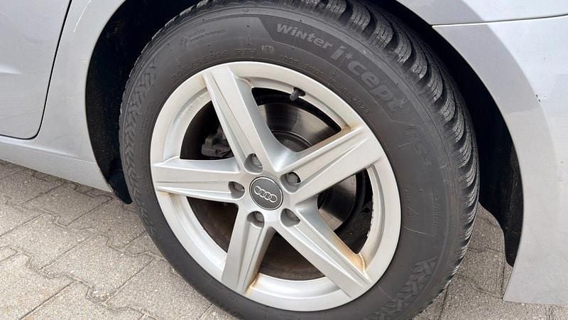 Gebraucht Audi A3 Comfort 150 PS (110 kW) 2017 Silber Limousine