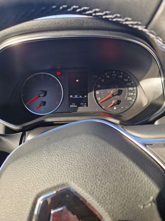 Gebraucht Renault Clio V Zen 91 PS (66 kW) 2021 Weiß Limousine