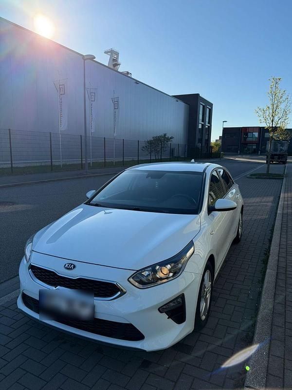 Gebraucht Kia Ceed Edition 7 99 PS (72 kW) 2019 Schwarz Kleinwagen