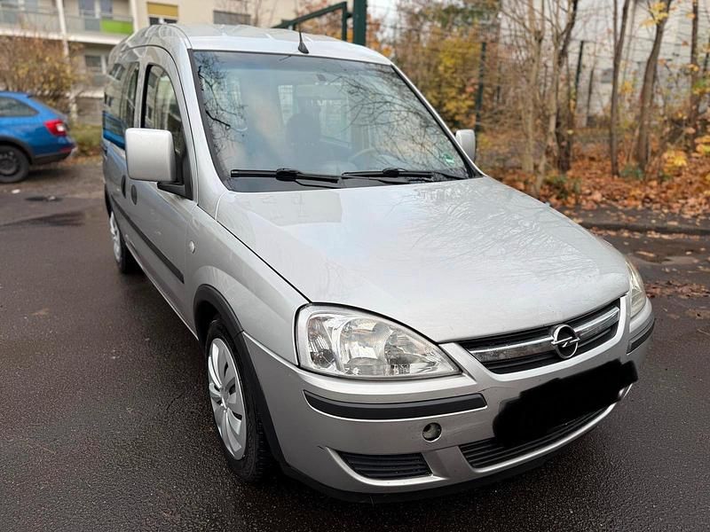 Silber Gebraucht 2005 Opel Combo Van / Kleinbus | 1.700 € (Fairer Preis) - Bild 1/4