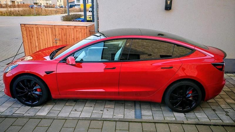 Gebraucht Tesla Model 3 Performance 377 kW (513 PS) 2021 Rot Limousine