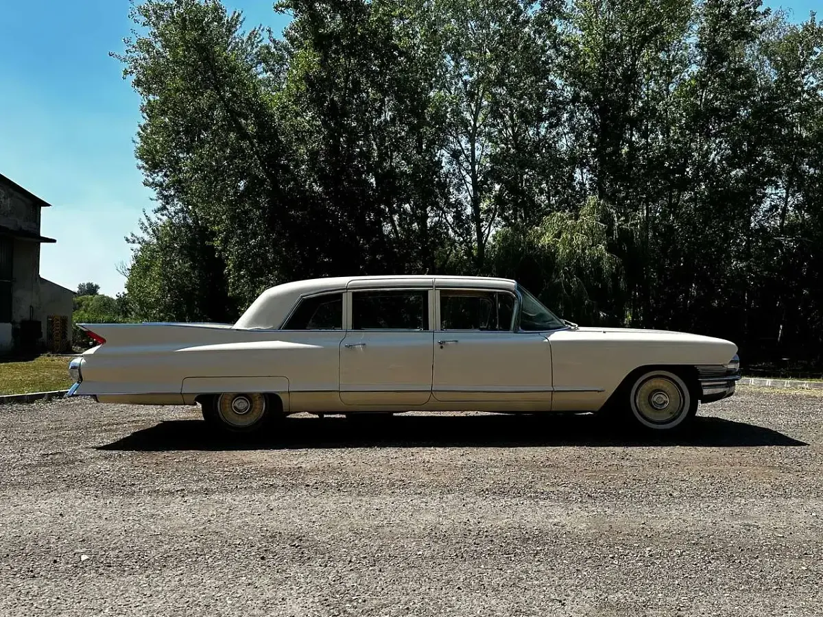 Gebraucht Cadillac Fleetwood 325 PS (239 kW) 1961 Weiß Limousine