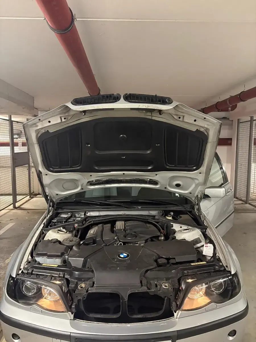 Gebraucht BMW 318 143 PS (105 kW) 2004 Silber Limousine