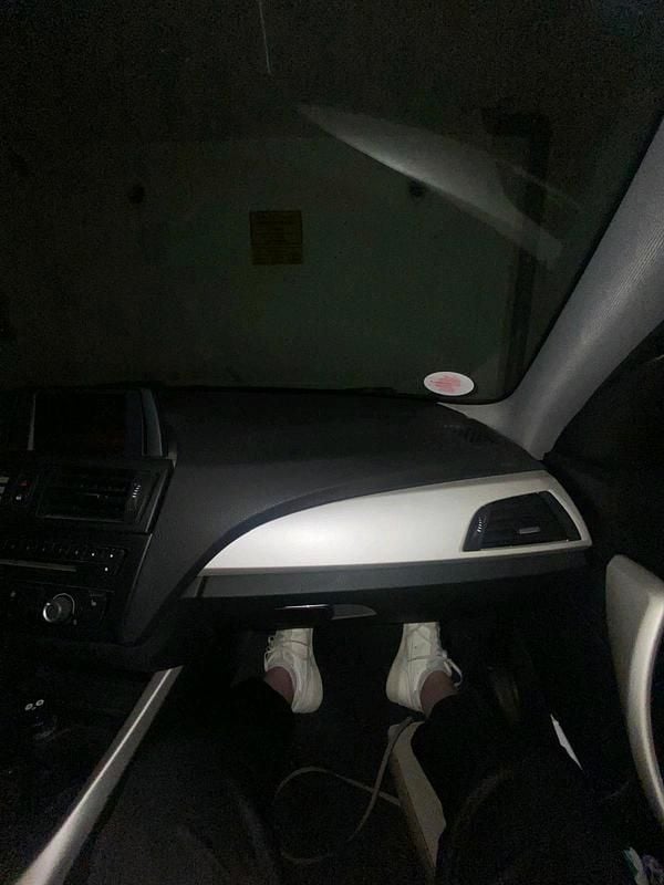 Gebraucht BMW 114 102 PS (75 kW) 2013 Schwarz Kleinwagen