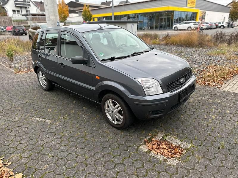 Grau Gebraucht 2005 Ford Fusion Limousine | 1.299 € (Guter Preis) - Bild 1/4