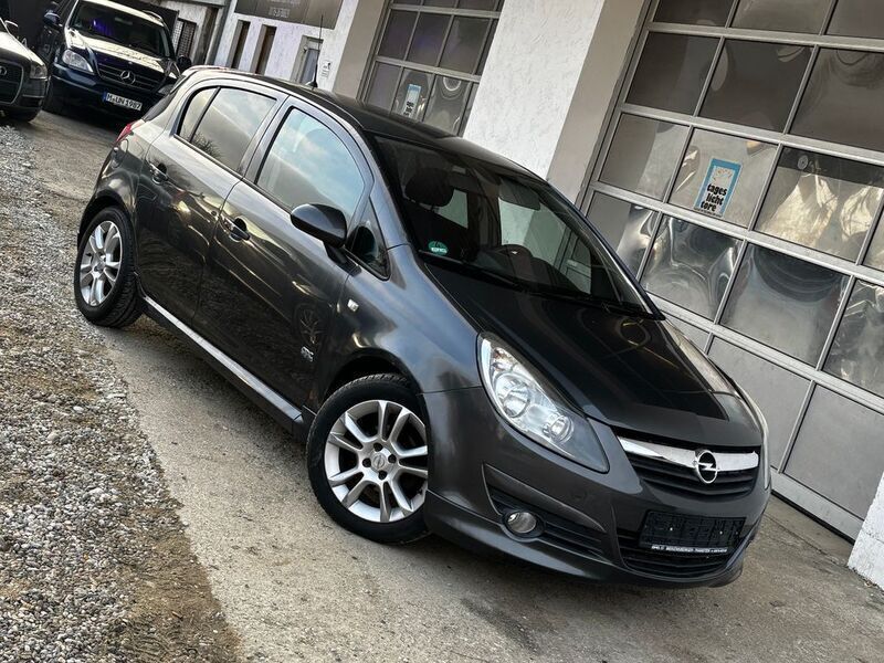 Grau Gebraucht 2010 Opel Corsa OPC Kombi | 2.499 € (Superpreis) - Bild 1/4