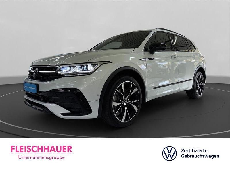 Weiss Gebraucht 2025 VW Tiguan Allspace Design SUV | 46.880 € (Teuer) - Bild 1/4