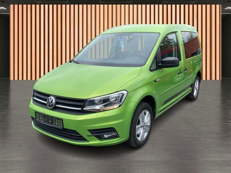 Gebraucht VW Caddy Trendline 125 PS (91 kW) 2016 Viperngrün metallic Van / Kleinbus