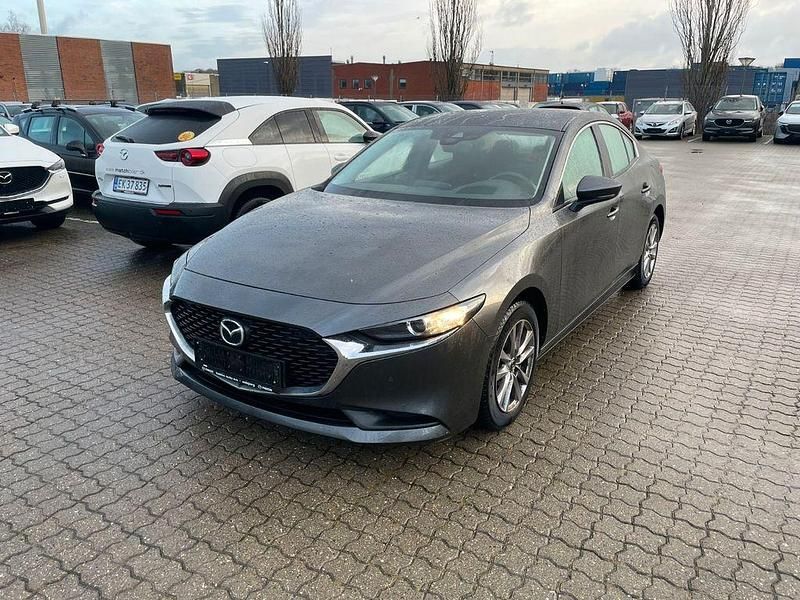 Grau Gebraucht 2021 Mazda 3 Sky Limousine | 16.400 € (Guter Preis) - Bild 1/4