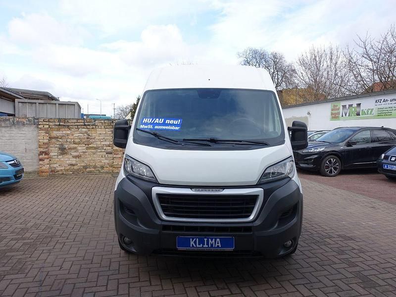 Gebraucht Peugeot Boxer 131 PS (96 kW) 2016 Weiß Van