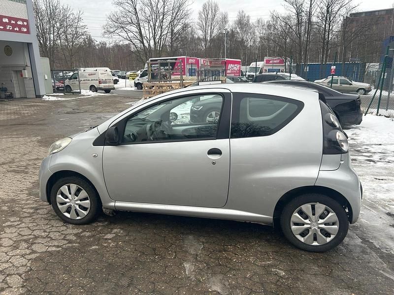 Gebraucht Citroën C1 80 PS (58 kW) 2009 Silber Kleinwagen